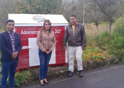 El Gobierno Parroquial de Augusto Nicolas Martínez cumple con la dotación de Contenedores de residuos sólidos para los diferentes barrios de nuestra querida parroquia.